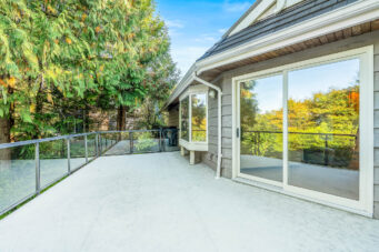 5219 Headland Drive